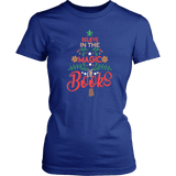 "The magic of books" Women's Fitted T-shirt - Gifts For Reading Addicts