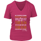 "As if she were the sun" V-neck Tshirt - Gifts For Reading Addicts