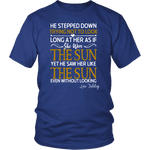 "As if she were the sun" Unisex T-Shirt - Gifts For Reading Addicts