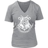 The Hogwarts Crest V-neck - Gifts For Reading Addicts